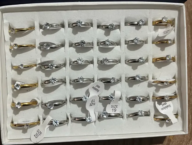 Estoque de Alianças em Aço inoxidável