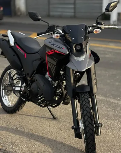 YAMAHA XTZ 250 LANDER CONNECTED 2025