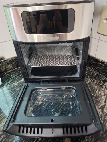 vende-se AIR FRYER nova