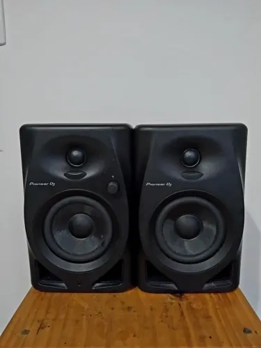 Monitor De Audio Pioneer Dm-40d Black