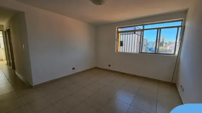 Apartamento 80m2 3 quartos 1 suite reformado desocupado 1 garagem setor sudoeste oportuni
