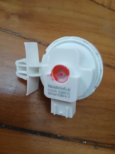 Sensor se nível de água lava e seca hisense 220V 