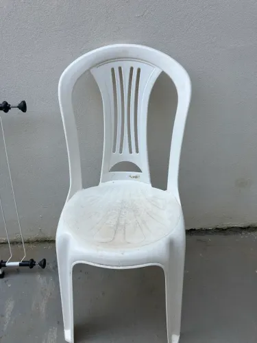 Cadeira de plástico