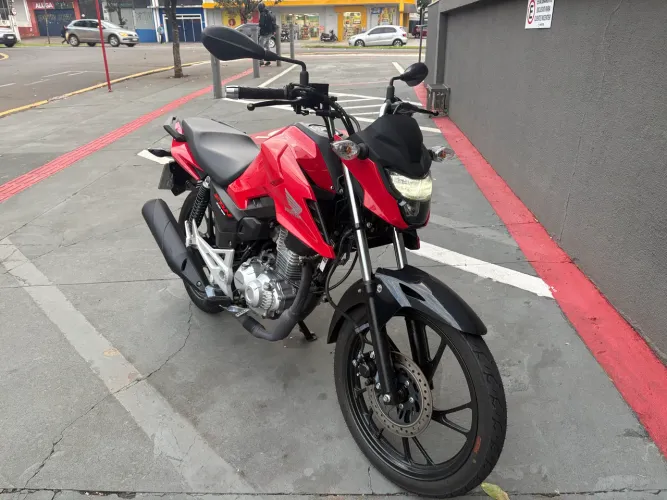 Fan 160 baixo km novinha!