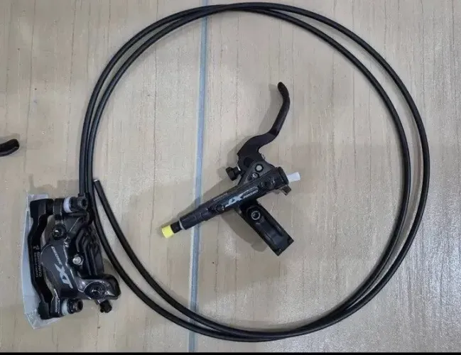 Conjunto de freio SHIMANO DEORE XT M8120
