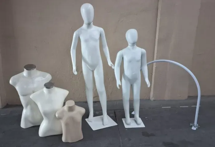 Manequins e Caixa (Kit Comércio)