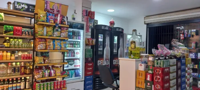 vende se uma cervejera metal frio