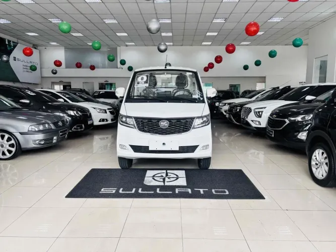 Effa V21 Baú 1.5 16v 2p 2027