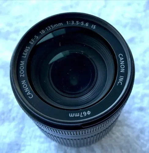 Lente Canon EFs 18-135 mm f3.5-5.6