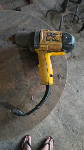 Parafusadeira de impacto Dewalt