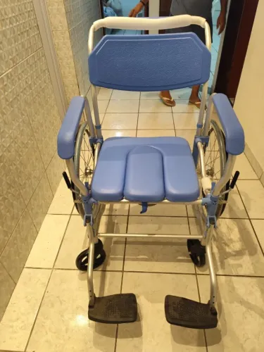 Cadeira de banho Dellamed