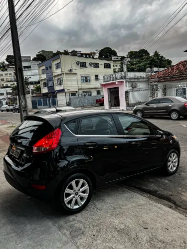 Ford Fiesta SE 1.6 16V Flex 5P 2012