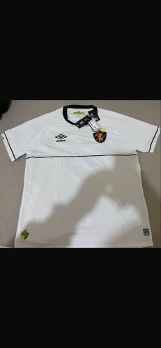 Vendo ou troco Camisa Sport Umbro nunca usada