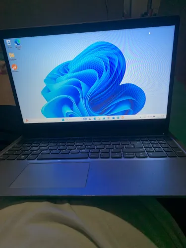 Lenovo IdeaPad 3 15IML05
