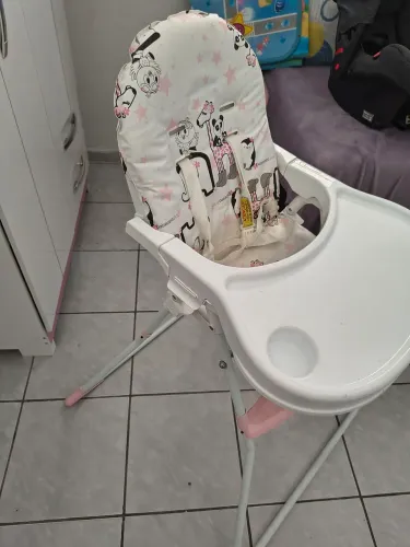 CADEIRINHA DE ALIMENTAÇÃO