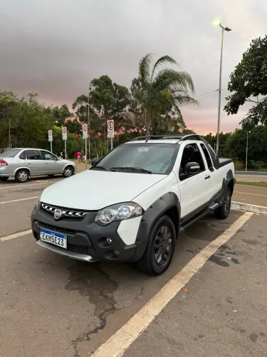 Fiat Strada Adventure 1.8/ 1.8 Locker Flex CE 2013