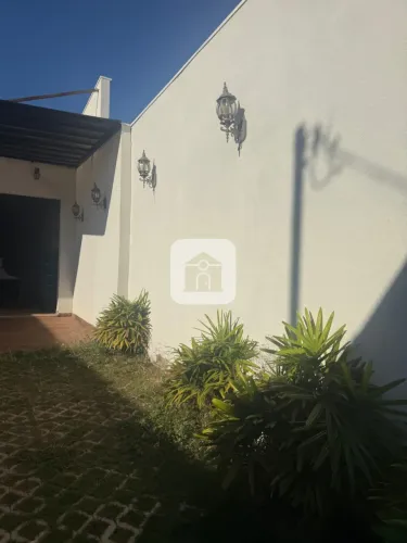 Casa para venda no bairro Shopping Park
