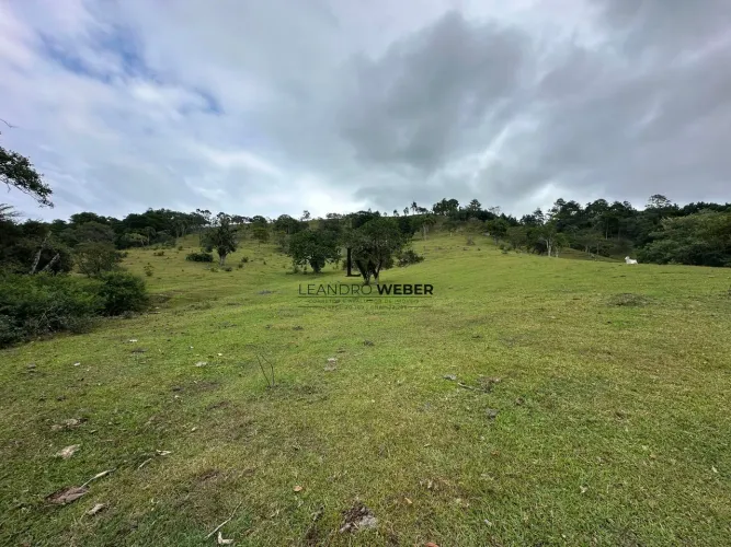 Oportunidade - Área de 15,9 Hectares para Loteamento ou Turismo!