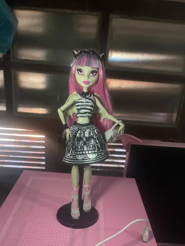 Boneca Rochelle Goyle Creep