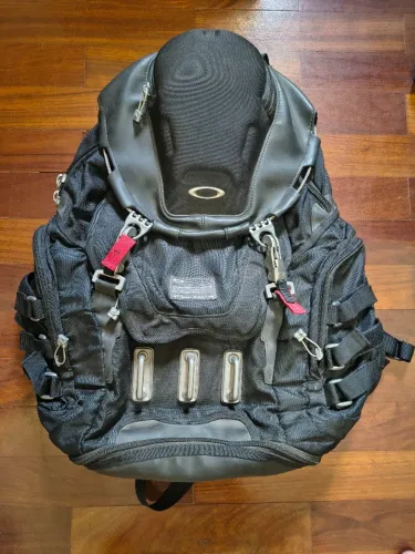 Mochila Oakley Kitchen Metal original