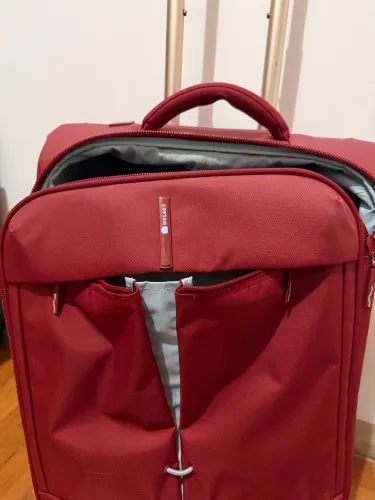 Mala delsey seminova bordo