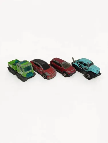 4 carrinhos Matchbox para restaurar