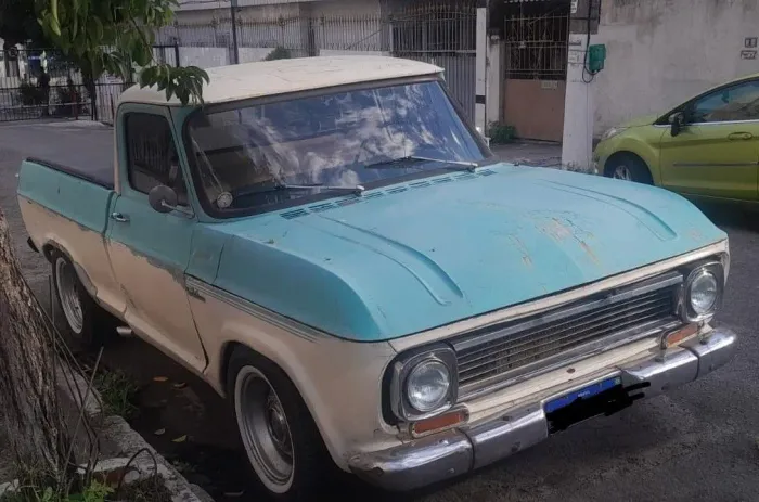 Chevrolet C-10 2.5/4.1 1977