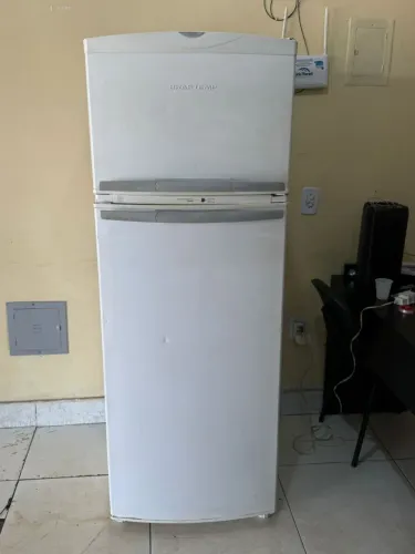 Geladeira Brastemp frost free 350 Litros <br>Valor : 79