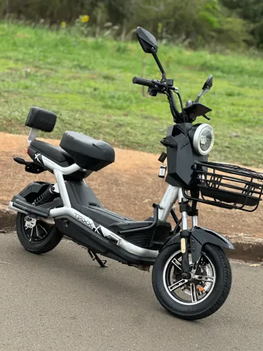 Scooter Elétrica 1000w Trixx Raptor Pro 50km autonomia/ não precisa de CNH / até 12x