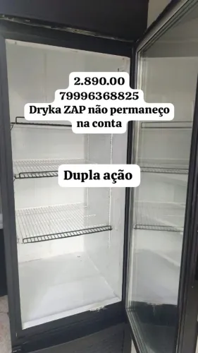 Expositor vertical auto serviço dupla ação