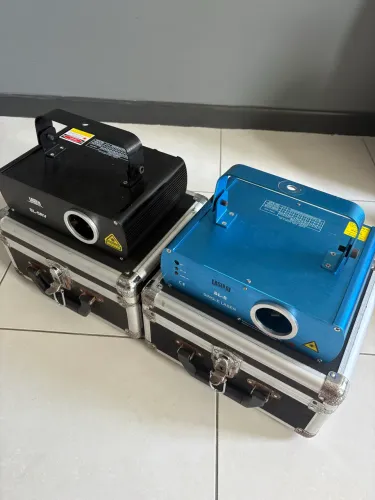 2 máquinas de laser para DJs, festas e eventos
