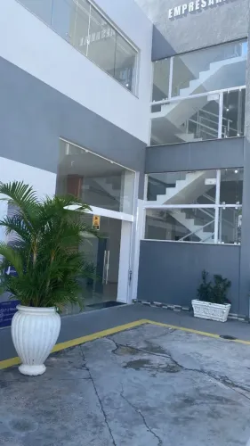 Loja comercial para aluguel tem 23 metros quadrados em Pitangueiras - Lauro de Freitas - B