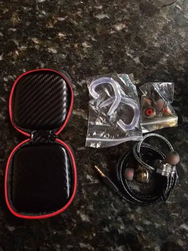 FONE GAMER COM MICROFONE QKZ AK6 PRETO + CASE