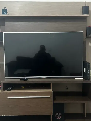 Tv LG 49 PL somente com a tela danificada de resto funcionando tudo  