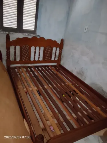 Cama de madeira boa