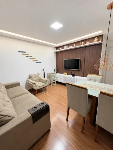 Apartamento 2 Quartos Reformado e Planejado - Niterói - R$ 210 Mil