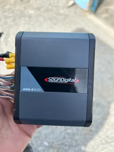Módulo amplificador Soundigital EVO 400.4 400w RMS 4 Canais