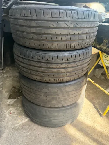 Pneus 195 35 18