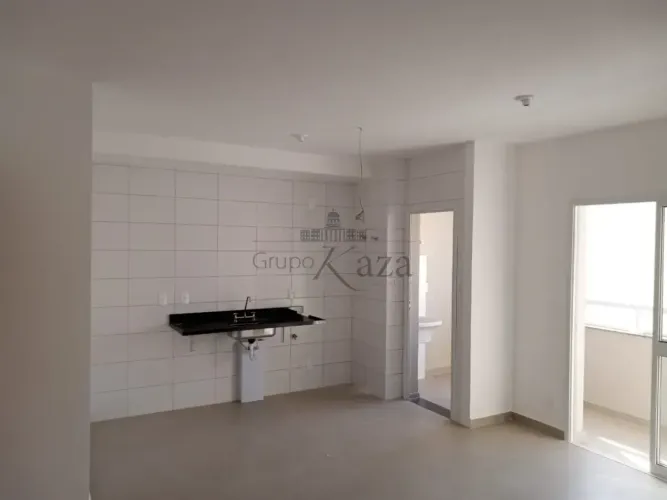 Oportunidade - Apartamento - Parque Industrial - Edifício Antônio Carlos - 2 Dormitórios -