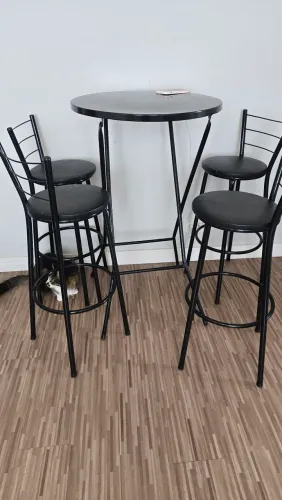 Mesa de metal 4 lugares