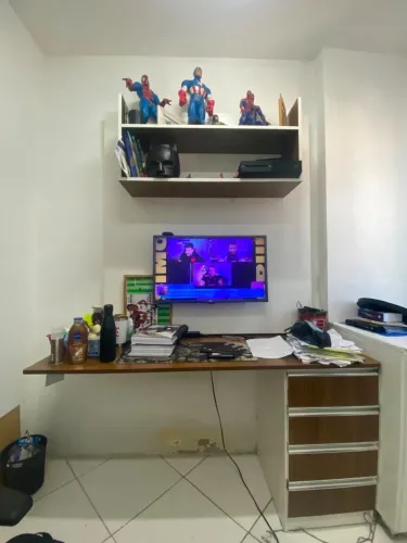 Bancada para escritório/ quarto e painel para tv cm nicho retangular 