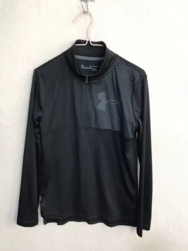 Jaqueta Under Armour HEATGEAR, Preto - Usado