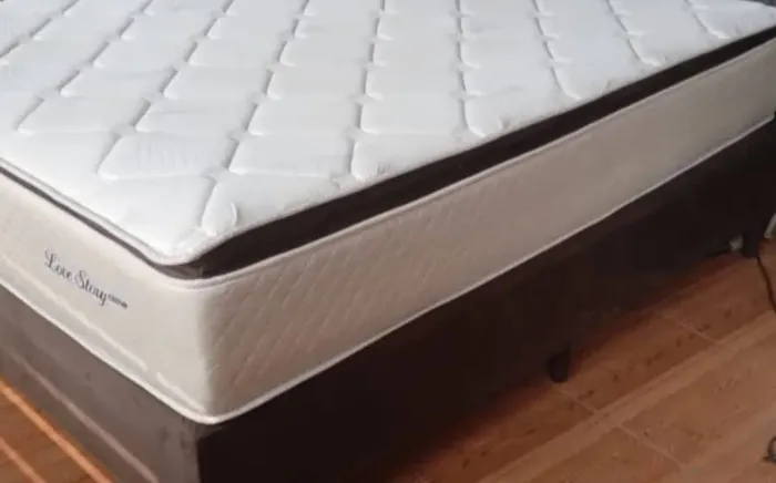 Estou vendendo cama gueem