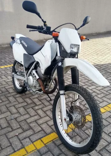 Honda XR 250 Tornado ano 2004