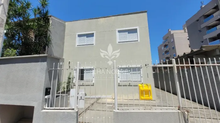 Studio para aluguel no Trindade próximo à UFSC Florianópolis com 24m²