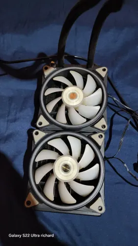 Watercooller com tela ips personalizavel