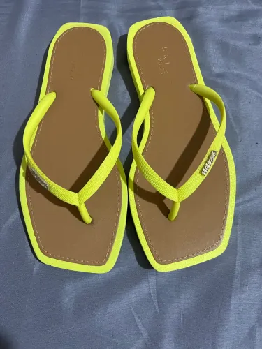 Chinelo Arezzo 35/36