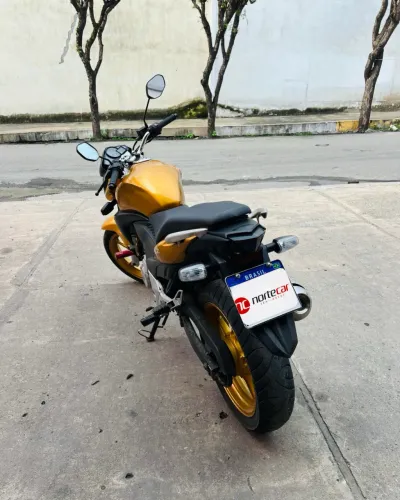 VENDO, TROCO E FINANCIO CB300 2011