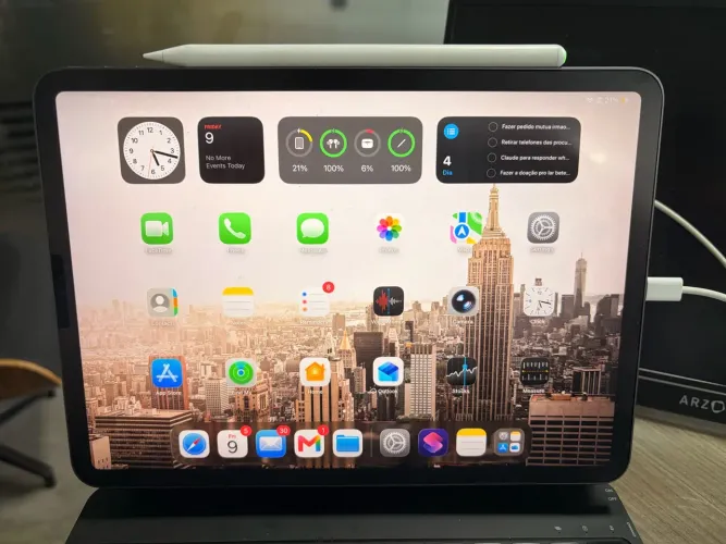 iPad 11 Pro 1ª geração 64gb com caneta e teclado