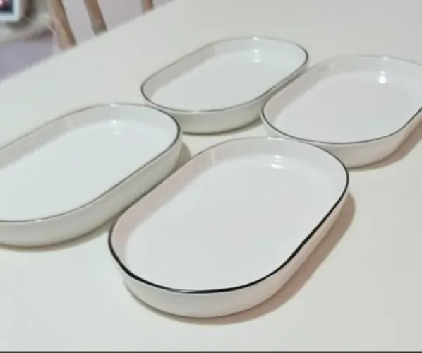 Jogo 4 Travessas Ovais Cerâmica Branca Borda Preta (23cm) - Mesa Posta